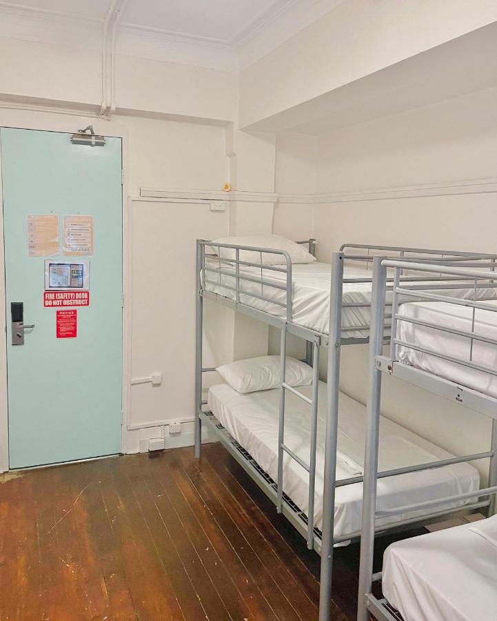 The Downing Hostel Sydney Bagian luar foto