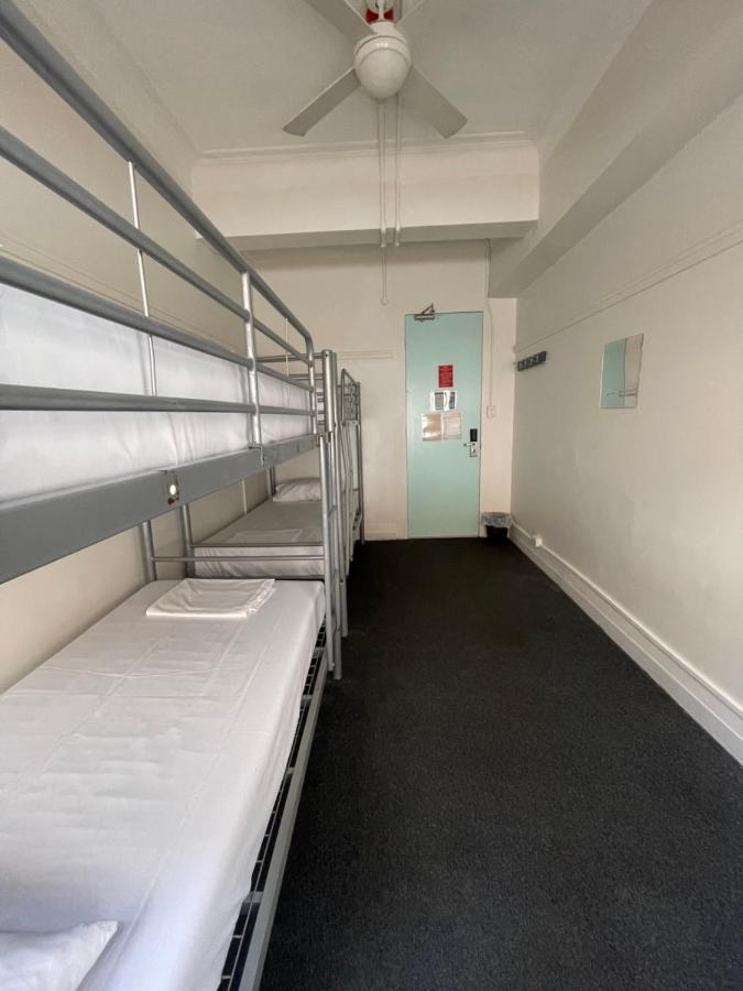 The Downing Hostel Sydney Bagian luar foto