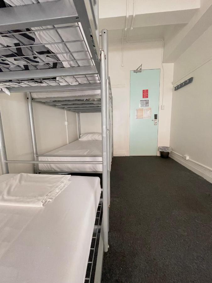 The Downing Hostel Sydney Bagian luar foto